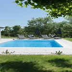 Fiore Marusici Holiday home *