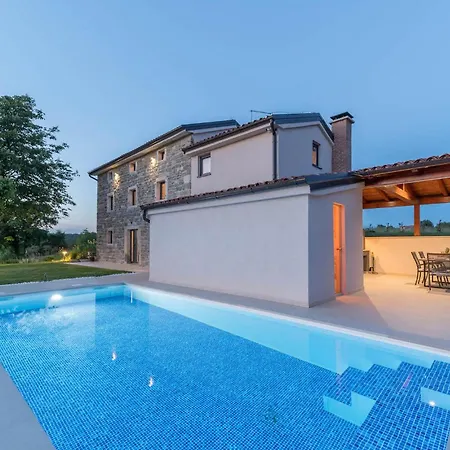 Fiore Marusici Vikendica *