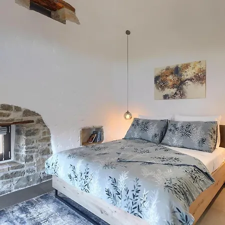 Fiore Marusici Vikendica